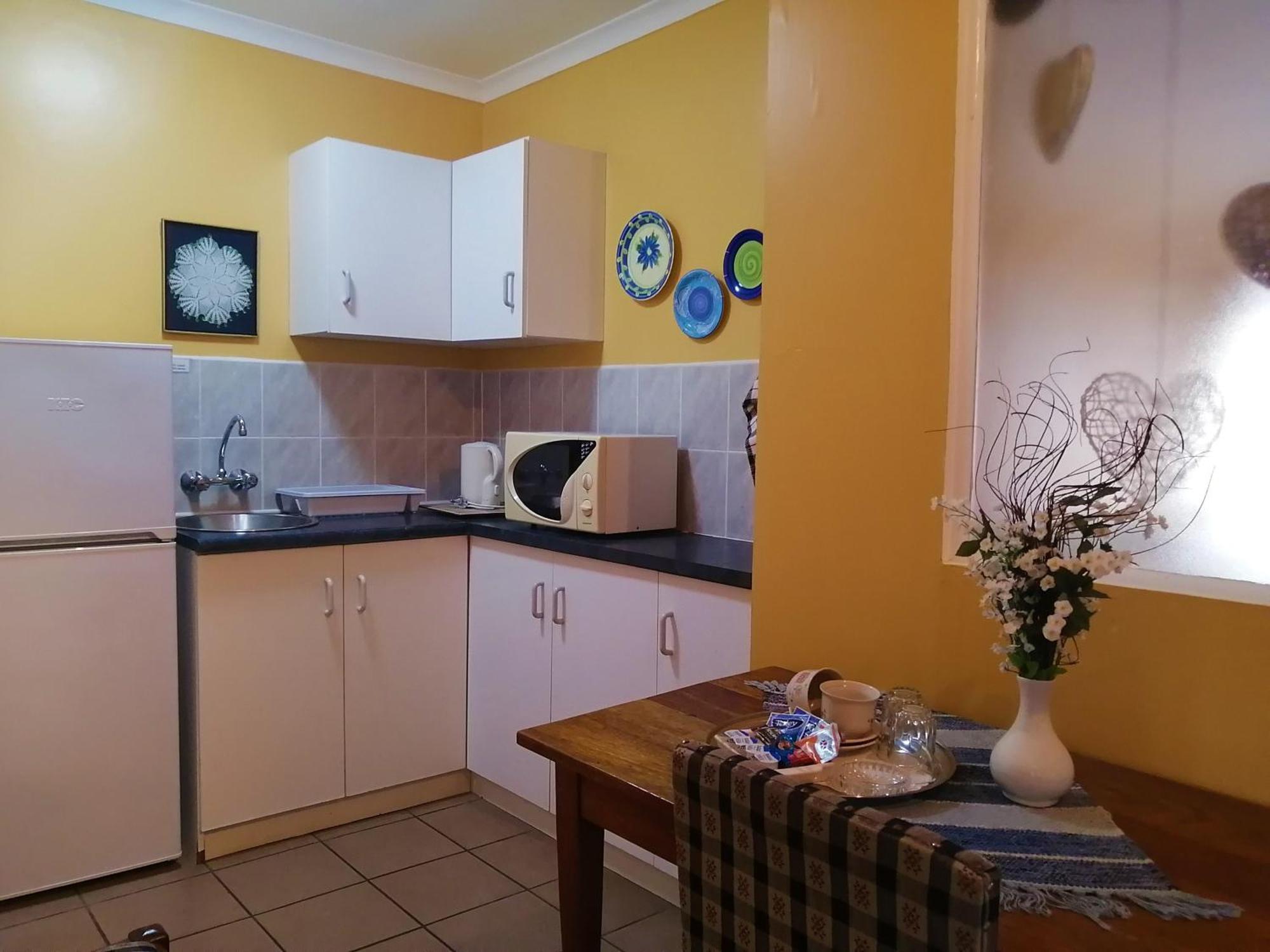 Amzee Bokmakierie Guest House Dana Bay Номер фото